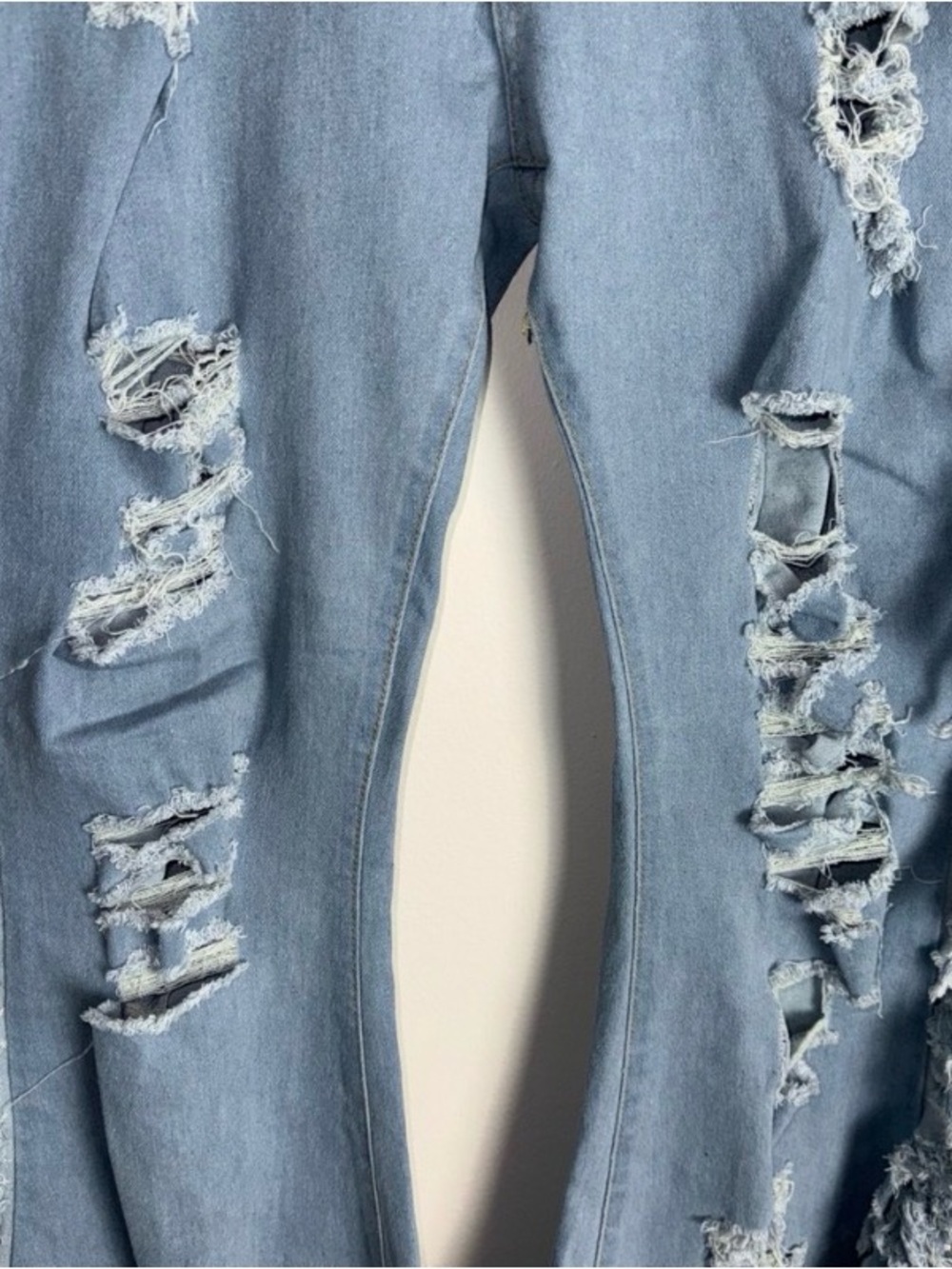 MICAS Womens Light Wash Distressed Flare Jeans with Fringe Size L - Picture 4 of 4